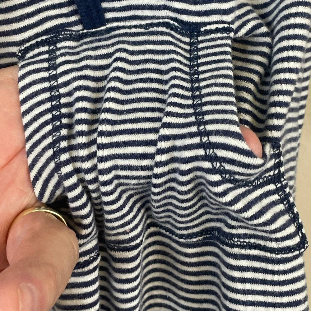 Baby Gap Sleeper Embroidered Bear Preppy 6-12M Blue Striped One Piece Pajamas
